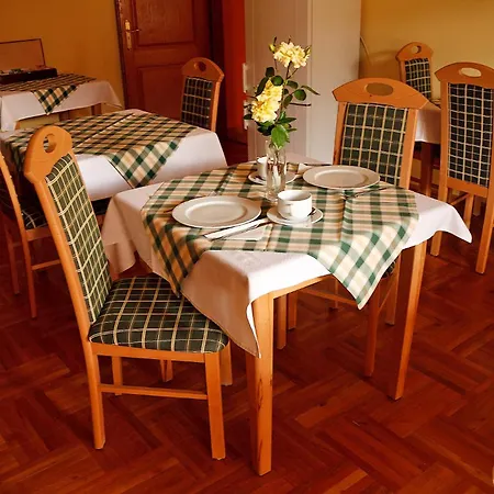 Guest house Euro Panzio 2*