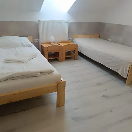 Euro Panzio 3* Debrecen