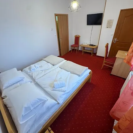 Euro Panzio Pensjonat 3*